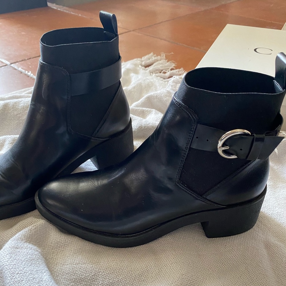 Zara Boots Size 40 but fit like a 9.